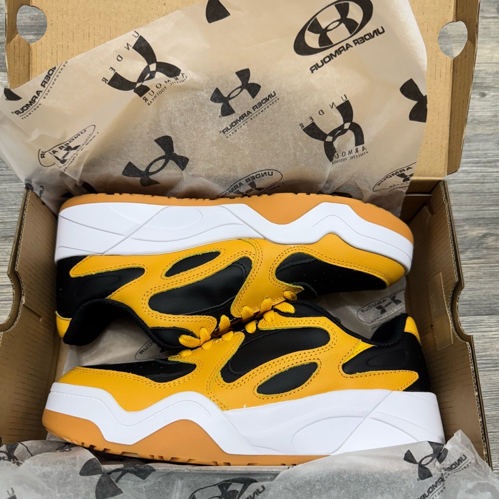Under Armour Anatomix Court Shoes